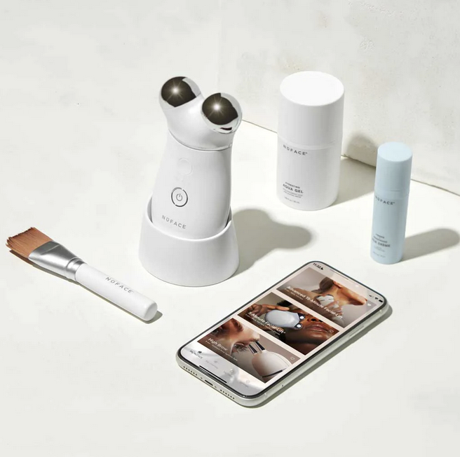 NuFace Trinity+ Pro uređaj sa gelovima i četkom