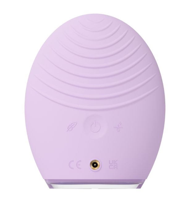 Foreo Luna 4 uređaj za čišćenje osjetljive kože lica